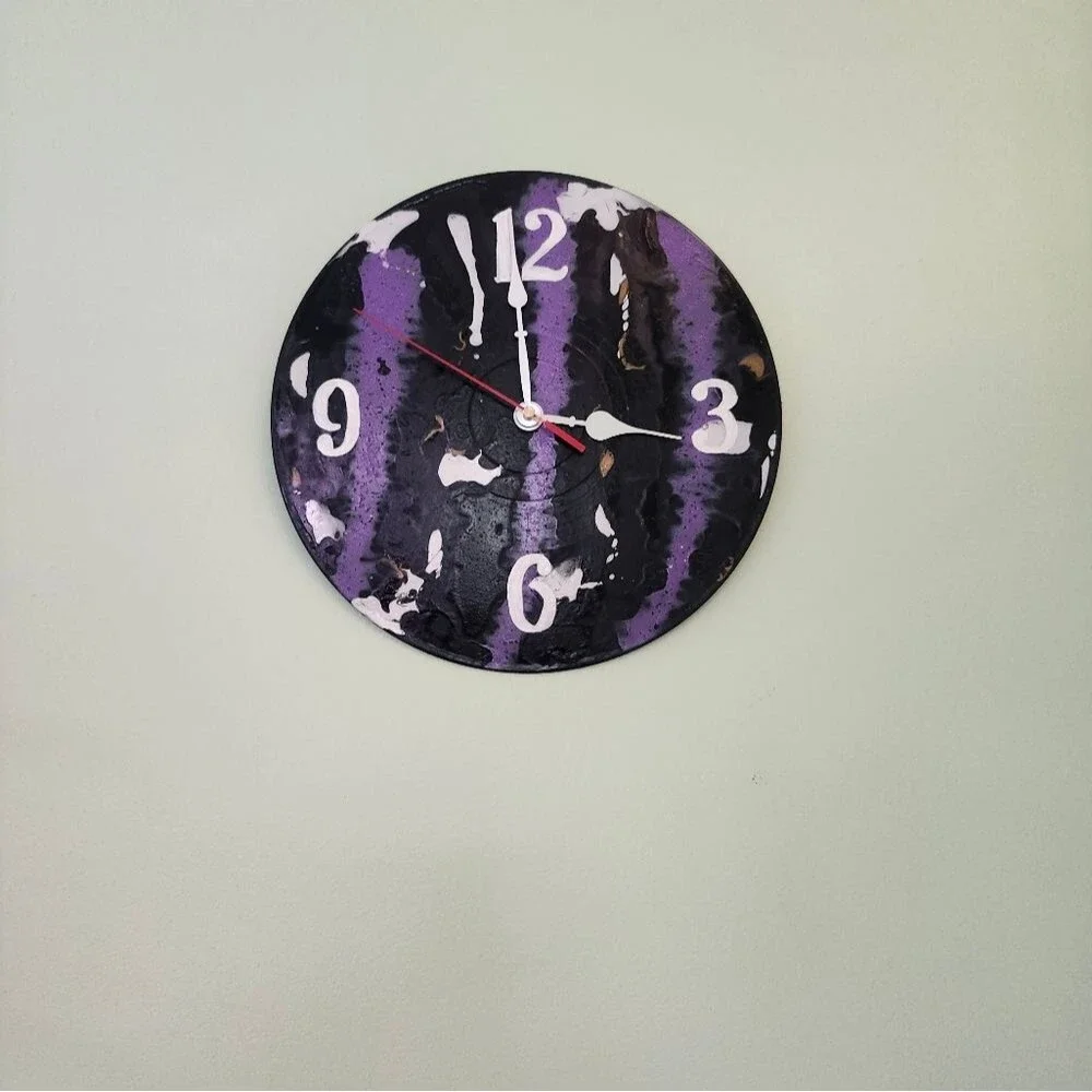 Hand Crafted Abstract Hanging Wall Clock Analog Vinyl Record Fluid Art Decor